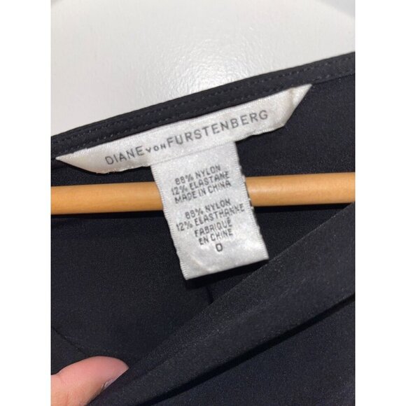 Diane Von Furstenberg Sleeveless Ruffle  Minimalist Mini Dress Women's Size 0 - Picture 6 of 11